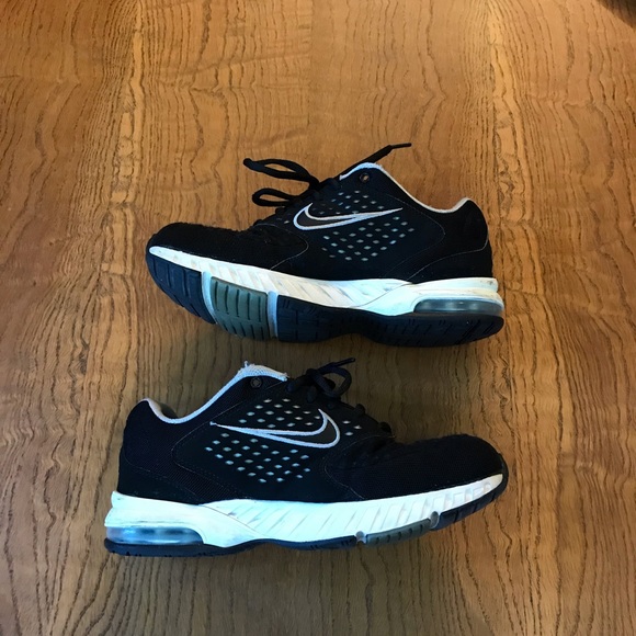 Nike Shoes - Women’s NiKe sneakers
